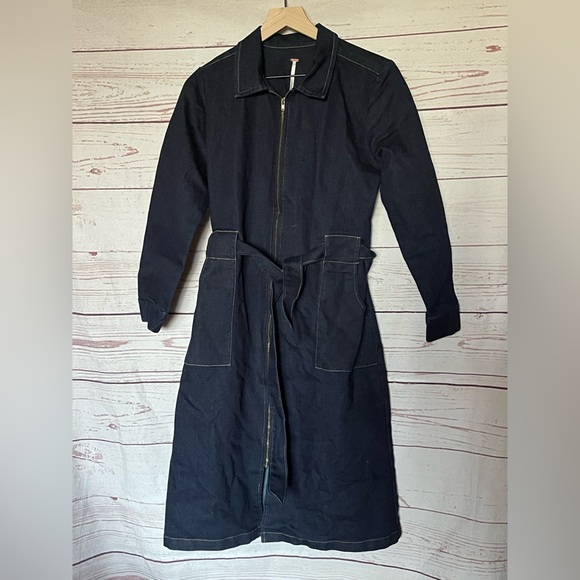 Free People Dark Denim Tie Waist Trench Coat Dress Size Large - Picture 1 of 7